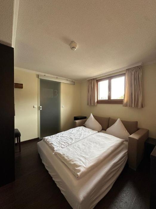S'Matt 3 Hotel ลิงเกอเนา ภายนอก รูปภาพ
